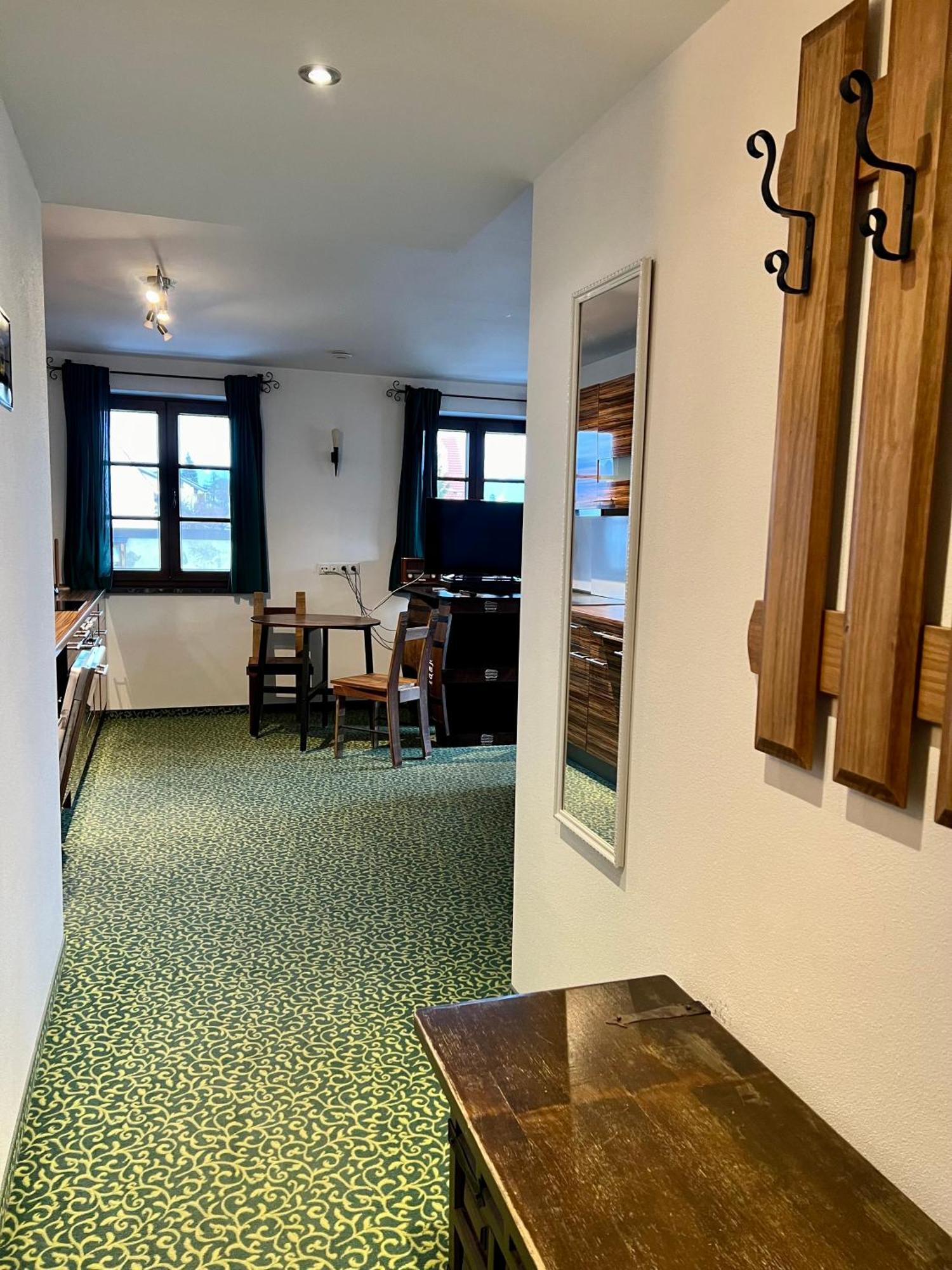Vitushoehle & Vitusfort Urlaub Im Allgaeu - Ferienwohnungen & Themenzimmer In Hopfen Am See Füssen Екстериор снимка